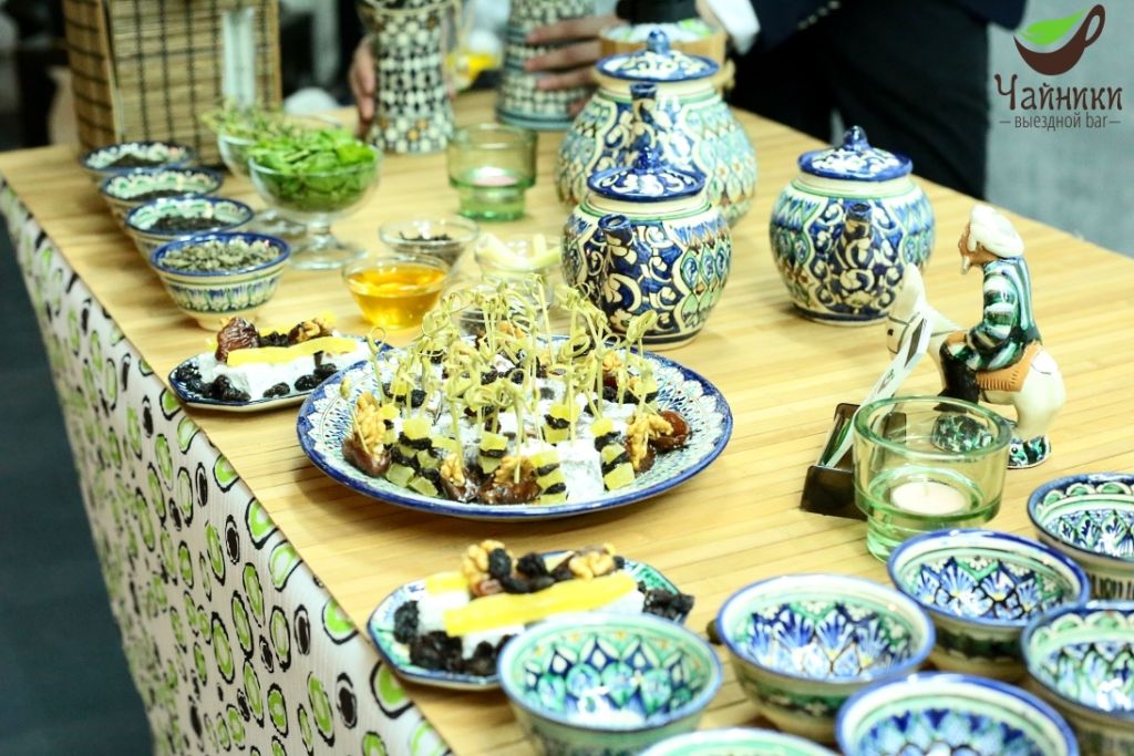 Восточные традиции чаепития в чайном баре "Бухара"